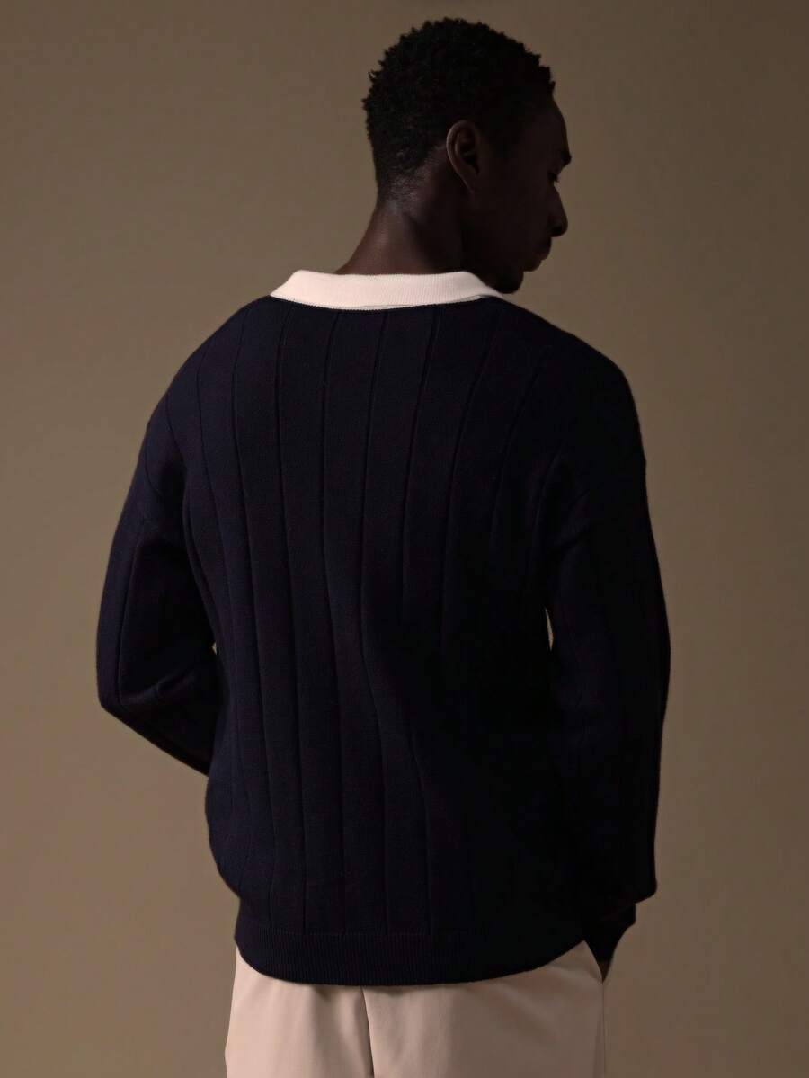 Pull SUMWON en maille col classique