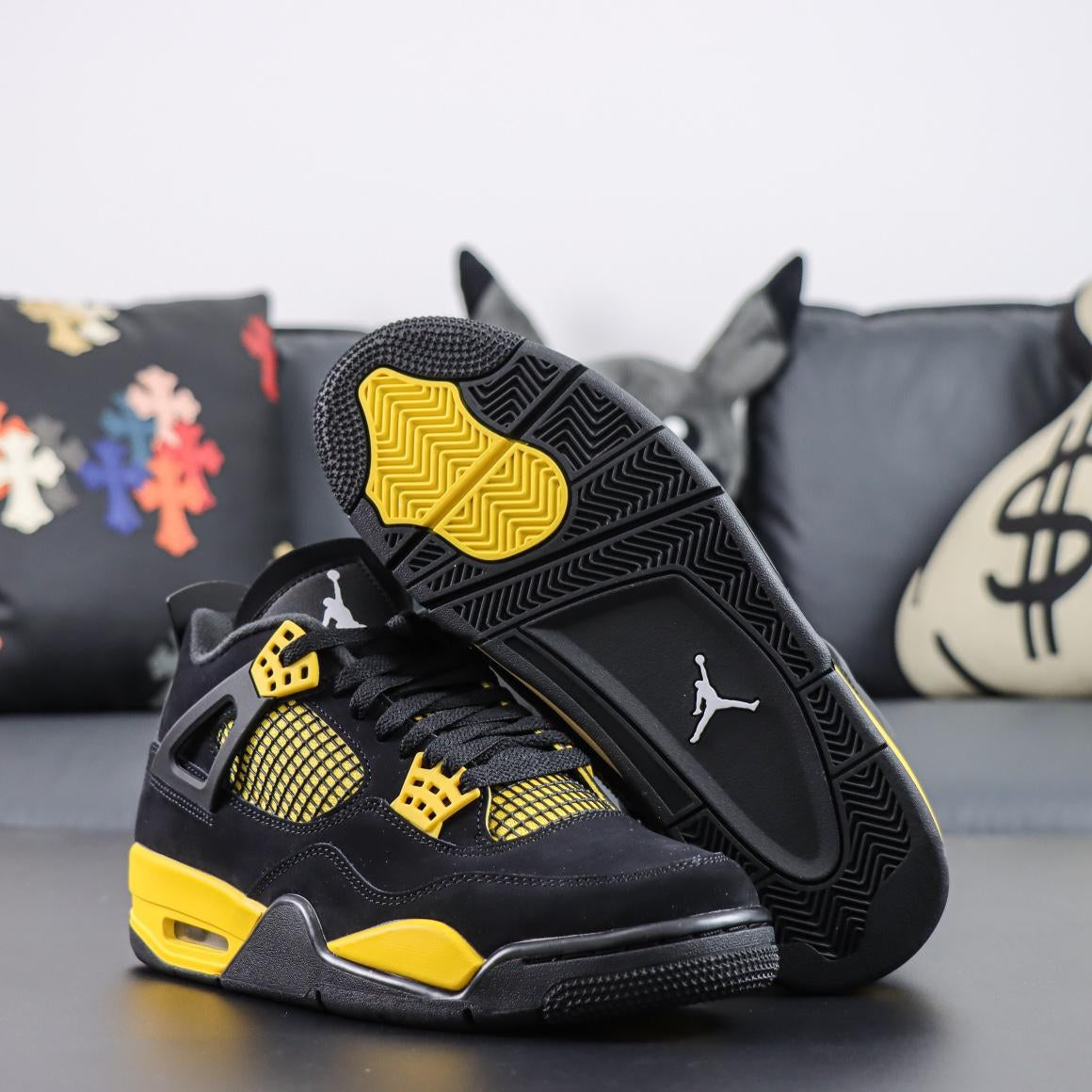 J4 Rétro "Yellow Thunder"