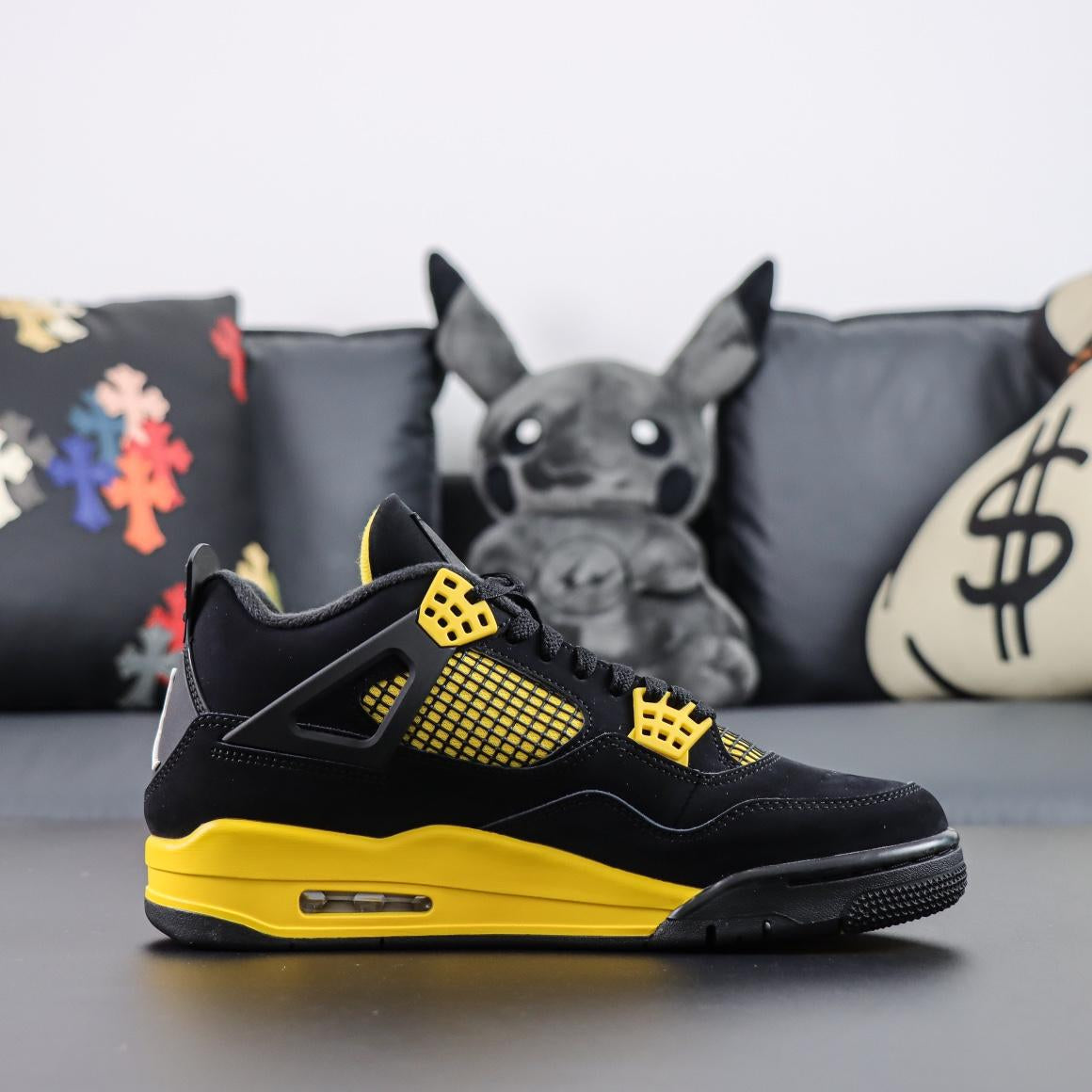 J4 Rétro "Yellow Thunder"