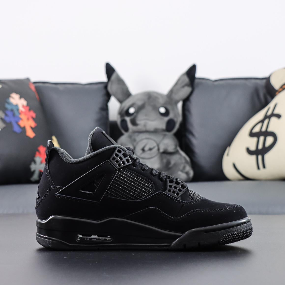 J4 « Chat noir »