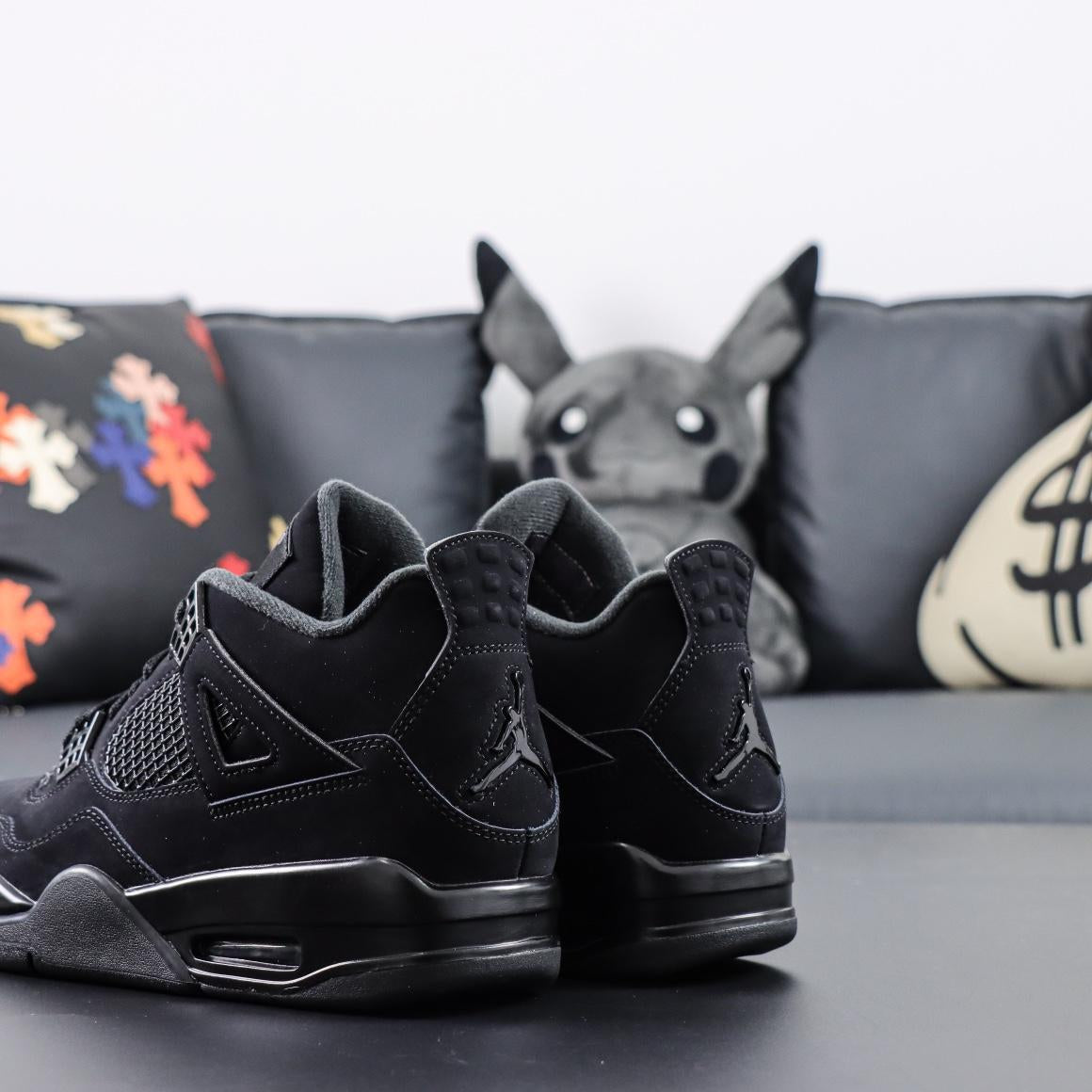J4 « Chat noir »