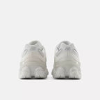 NB 9060 X Raincloud Concrete